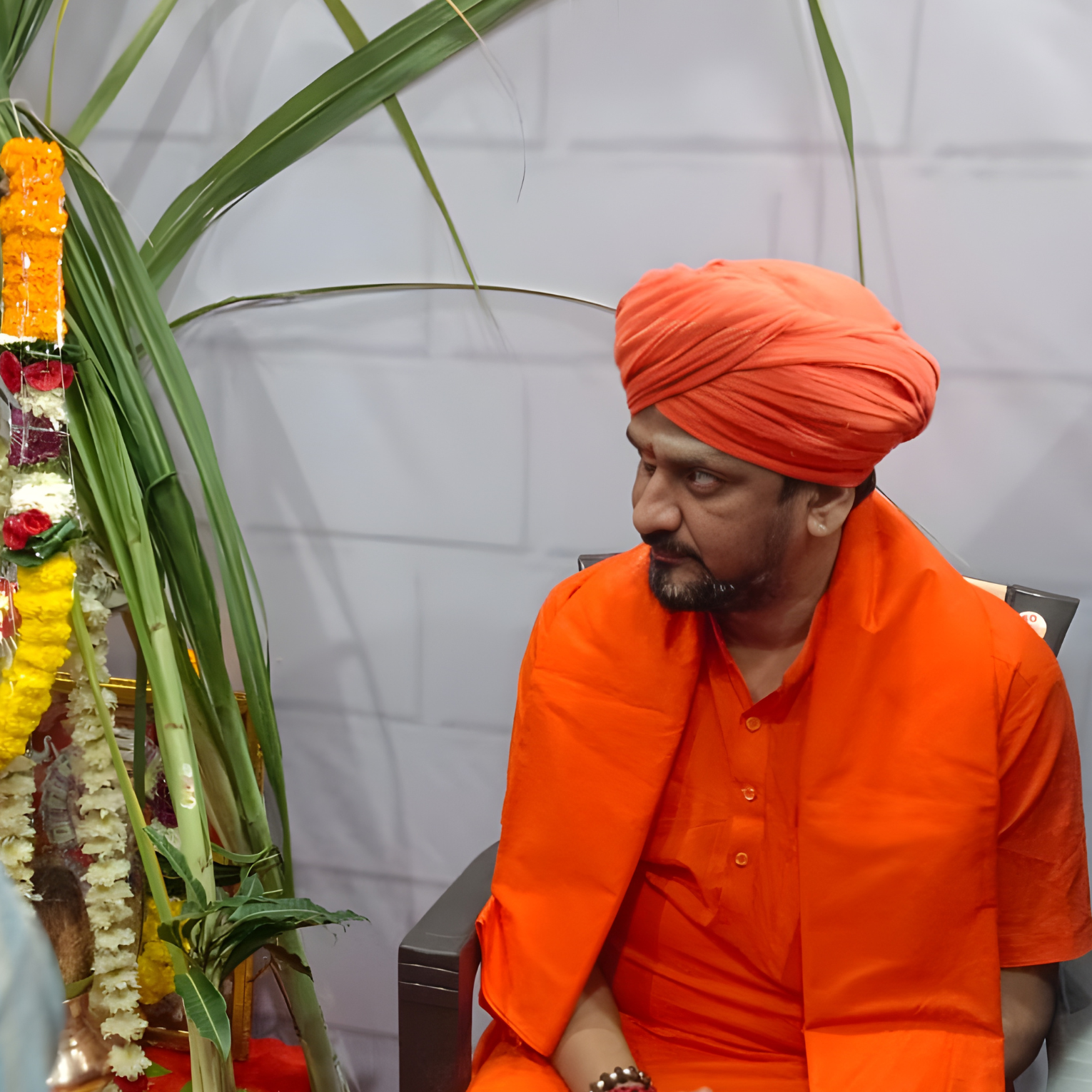 Dignitary visiting Nandini Tea